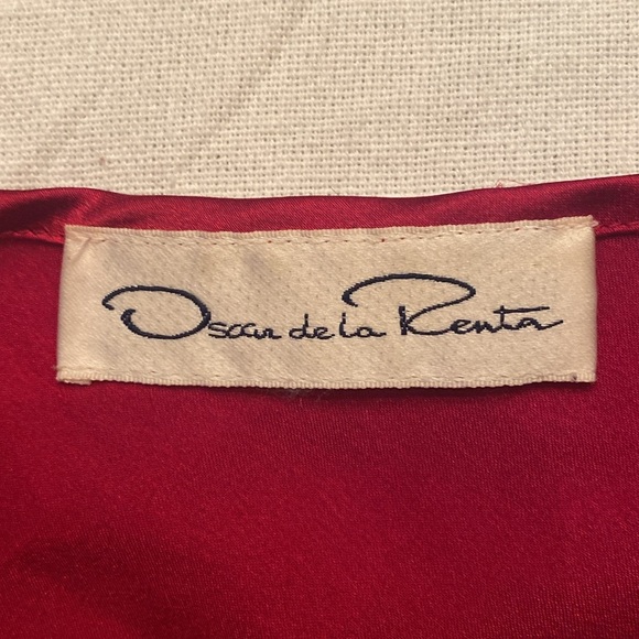 OSCAR DE LA RENTA Vintage 70s Silk Sateen ruby red caftan like v-neck maxi dress - Picture 10 of 14